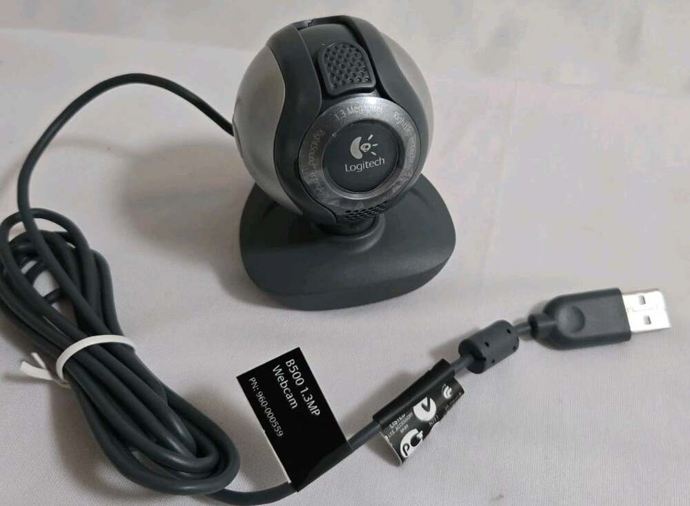 Logitech B500 (V-U0006) USB Webcam 1.3 Megapixel RightLight & RightSound